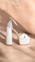 Betsy Shoes